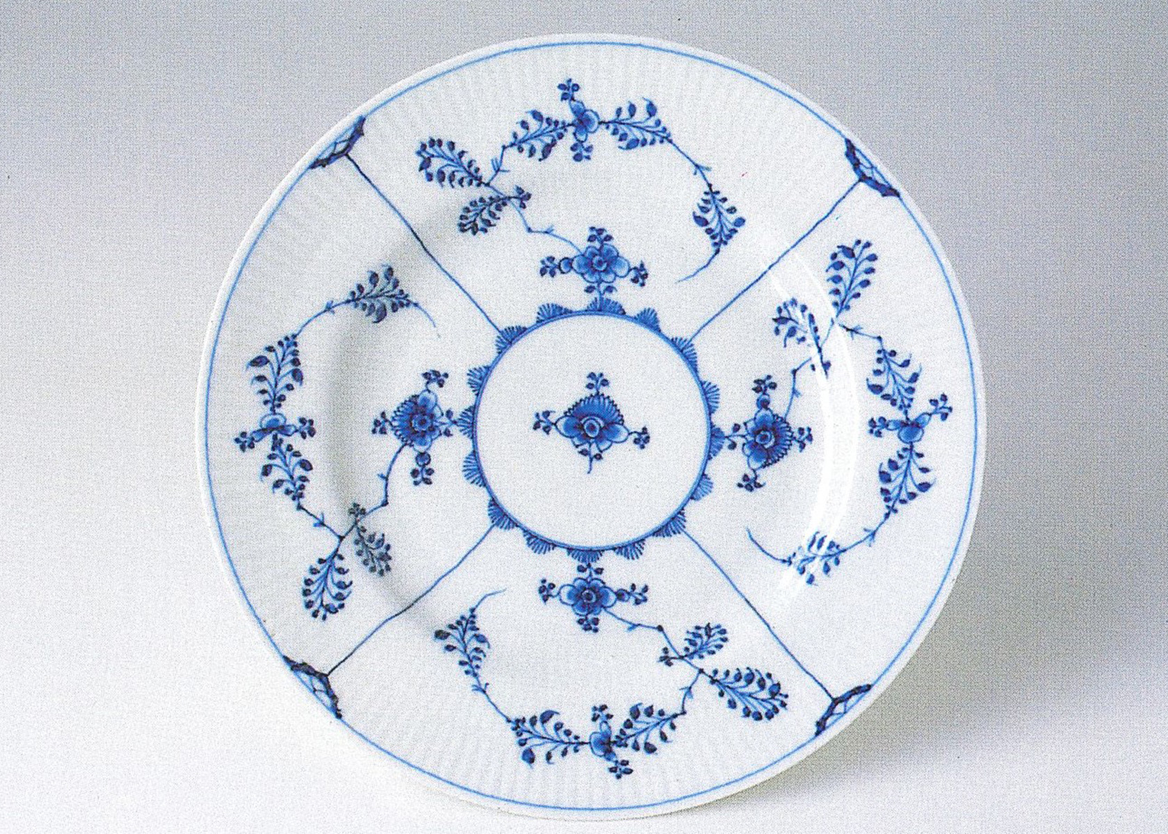 One of the oldest plates from Royal copenhagen